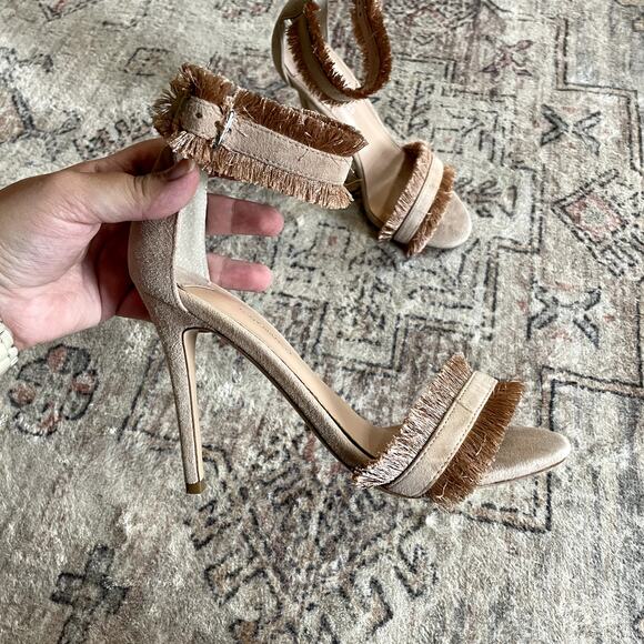 Tony Bianco REVOLVE Kimi Heel Blush Pink Kid Suede Fringe Women's Size 8 GUC - Picture 5 of 13